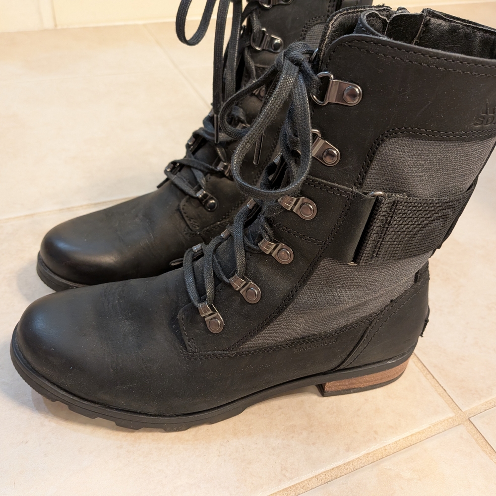 Sorel Black Lace-Up Combat Style Boots